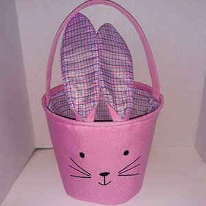 (New) Personalized Embroidered Easter Basket